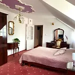 Dwor Szczepanskich 3* Woszczyce