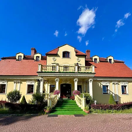 Dwor Szczepanskich Hotel 3*