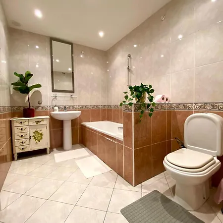 Dwor Szczepanskich Hotell 3*