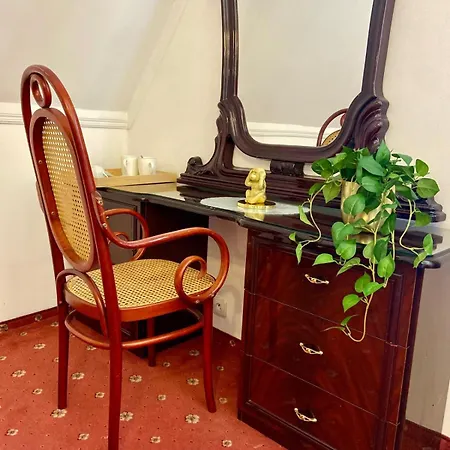 Hotell Dwor Szczepanskich