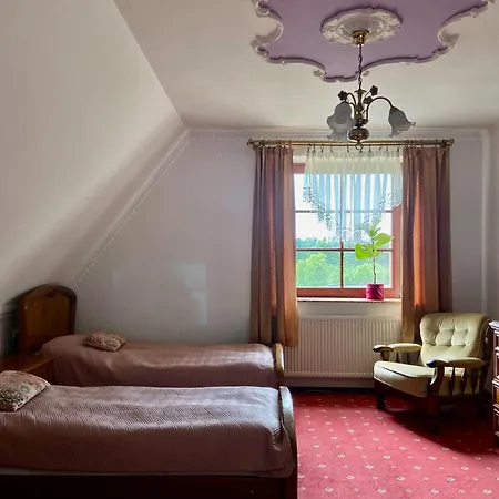 Dwor Szczepanskich Woszczyce