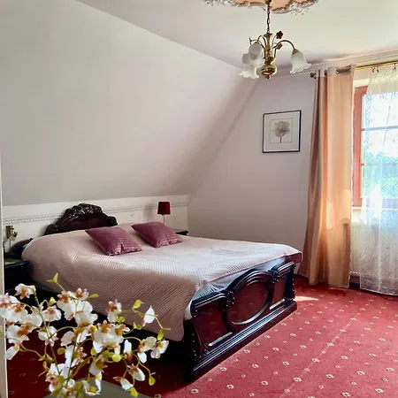 Hotell Dwor Szczepanskich