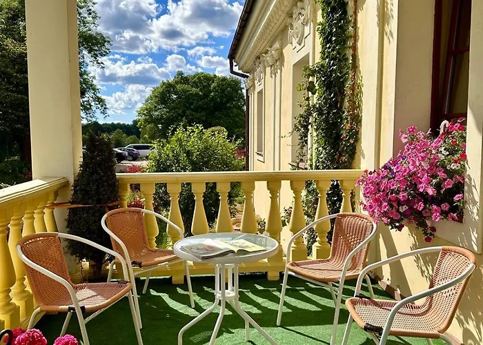 Dwor Szczepanskich Hotel