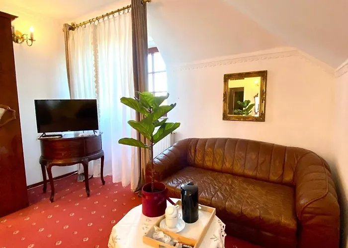 Dwor Szczepanskich Woszczyce