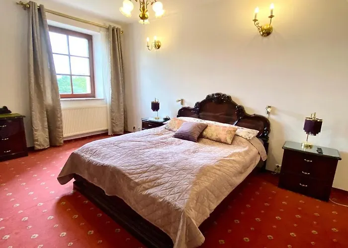 Dwor Szczepanskich Hotel 3*