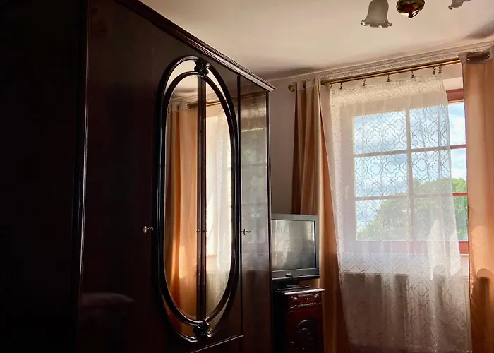 Dwor Szczepanskich 3* Woszczyce