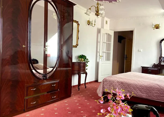 Hotel Dwor Szczepanskich